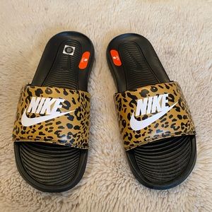 Nike Victori one leopard slides NWT (stickers) and never worn! Women size 9